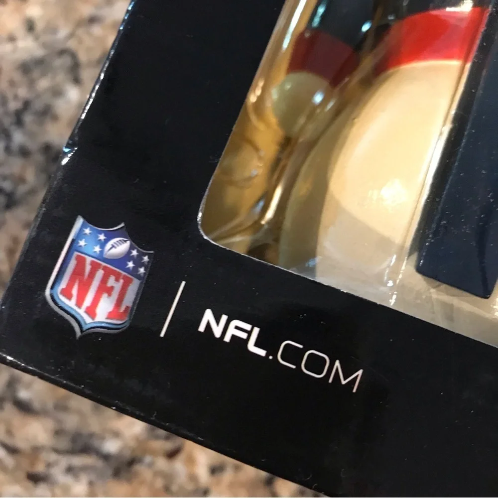 🏈NFL New Giants Snowman Nutcracker